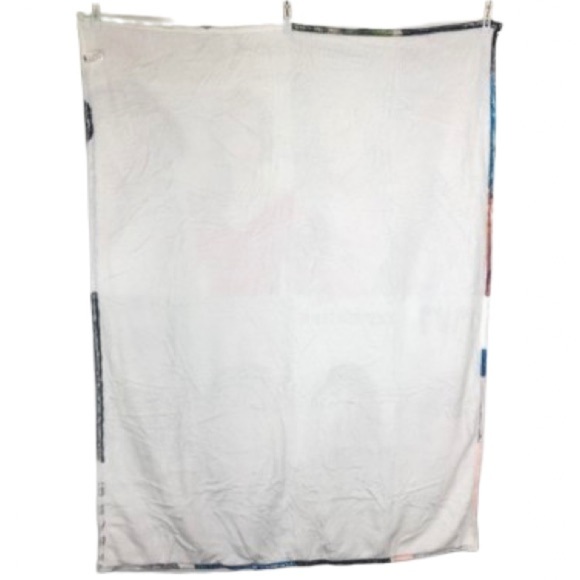 Taylor Swift Fleece Throw Blanket 40”x 50” NEW Soft Cozy Swifties Music Fan Gift - Picture 13 of 14